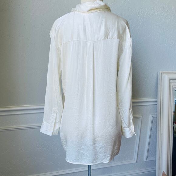 Sibel Saral Silk Luxor Turtleneck Top - Picture 11 of 12